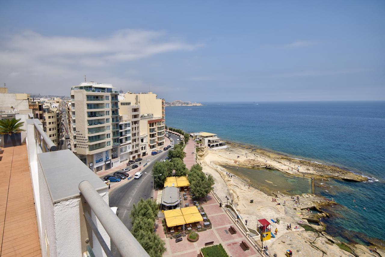 Magnificent Seafront 2-bedroom Penthouse Слима