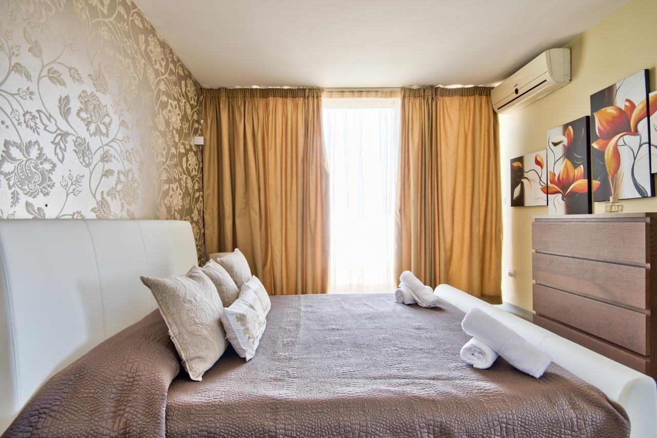 Апартаменты Magnificent Seafront 2-bedroom Penthouse